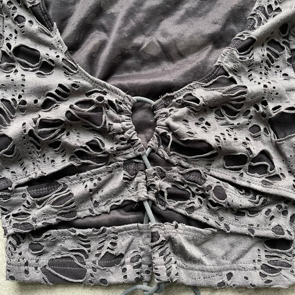 Lace Up Front Ripped Crop - Picture 2 of 2